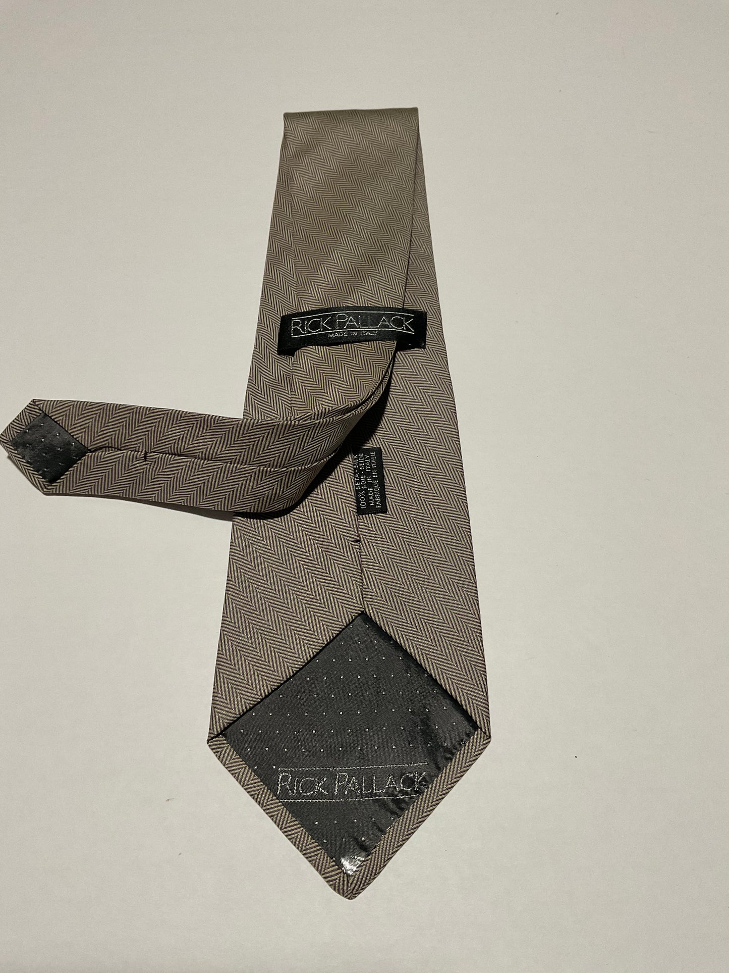 R P TIE / PURE SILK / NEW / APPX. 3 3/4” WIDE / HAND MADE IN ITALY