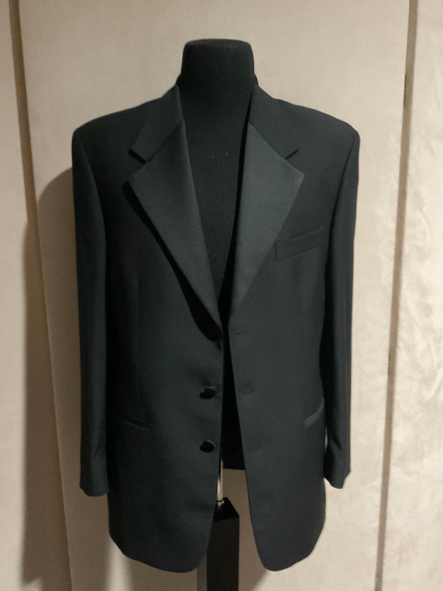 R P TUXEDO DINNER JACKET / BLACK / 40 REG / MADE IN ITALY