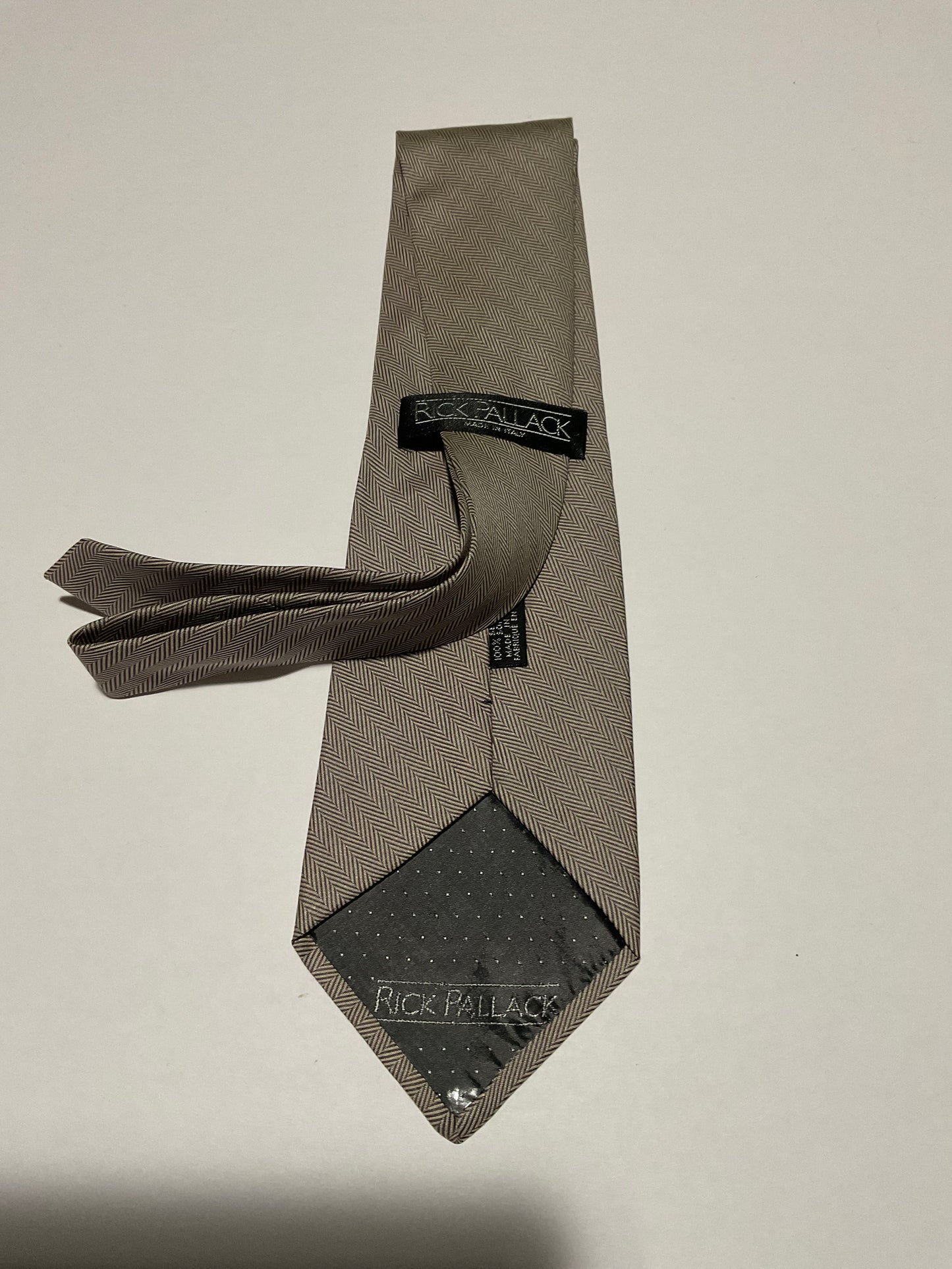 R P TIE / PURE SILK / NEW / APPX. 3 3/4” WIDE / HAND MADE IN ITALY
