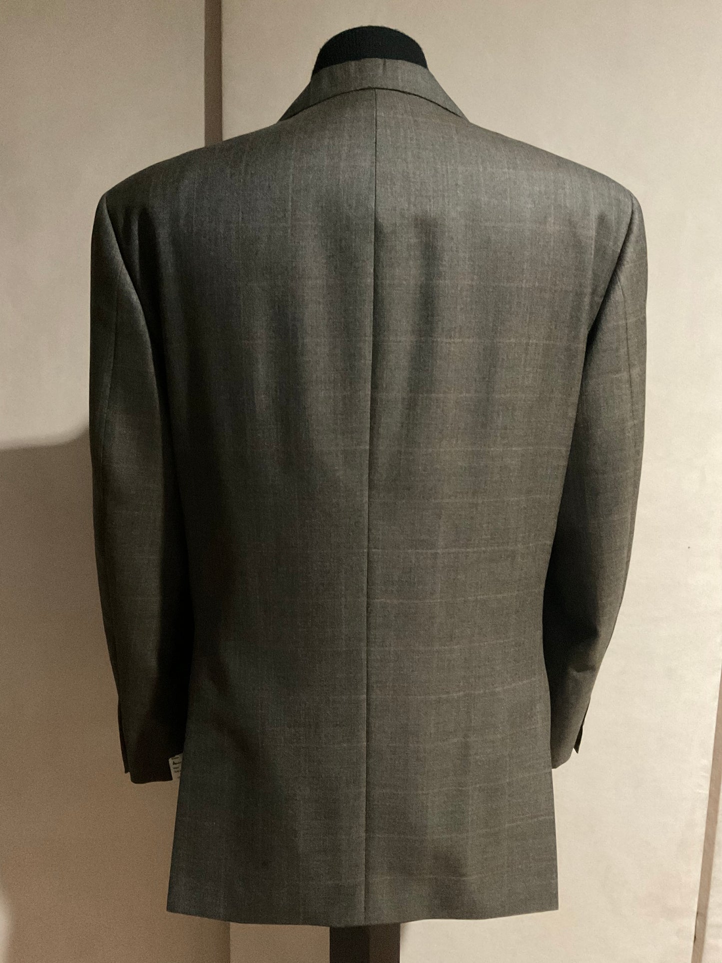 R P SUIT / OLIVE WINDOW PANE / 3 PIECE VESTED / 42 REG - LONG / NEW / MADE IN CANADA