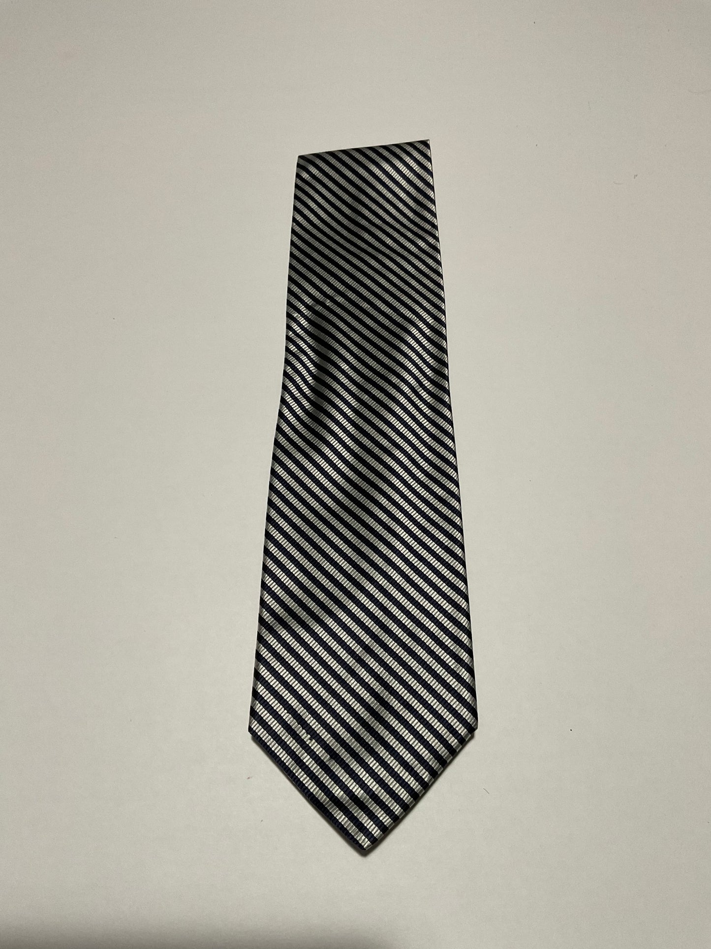 R P TIE / PURE SILK / NEW / APPX. 3 3/4” WIDE / HAND MADE IN ITALY