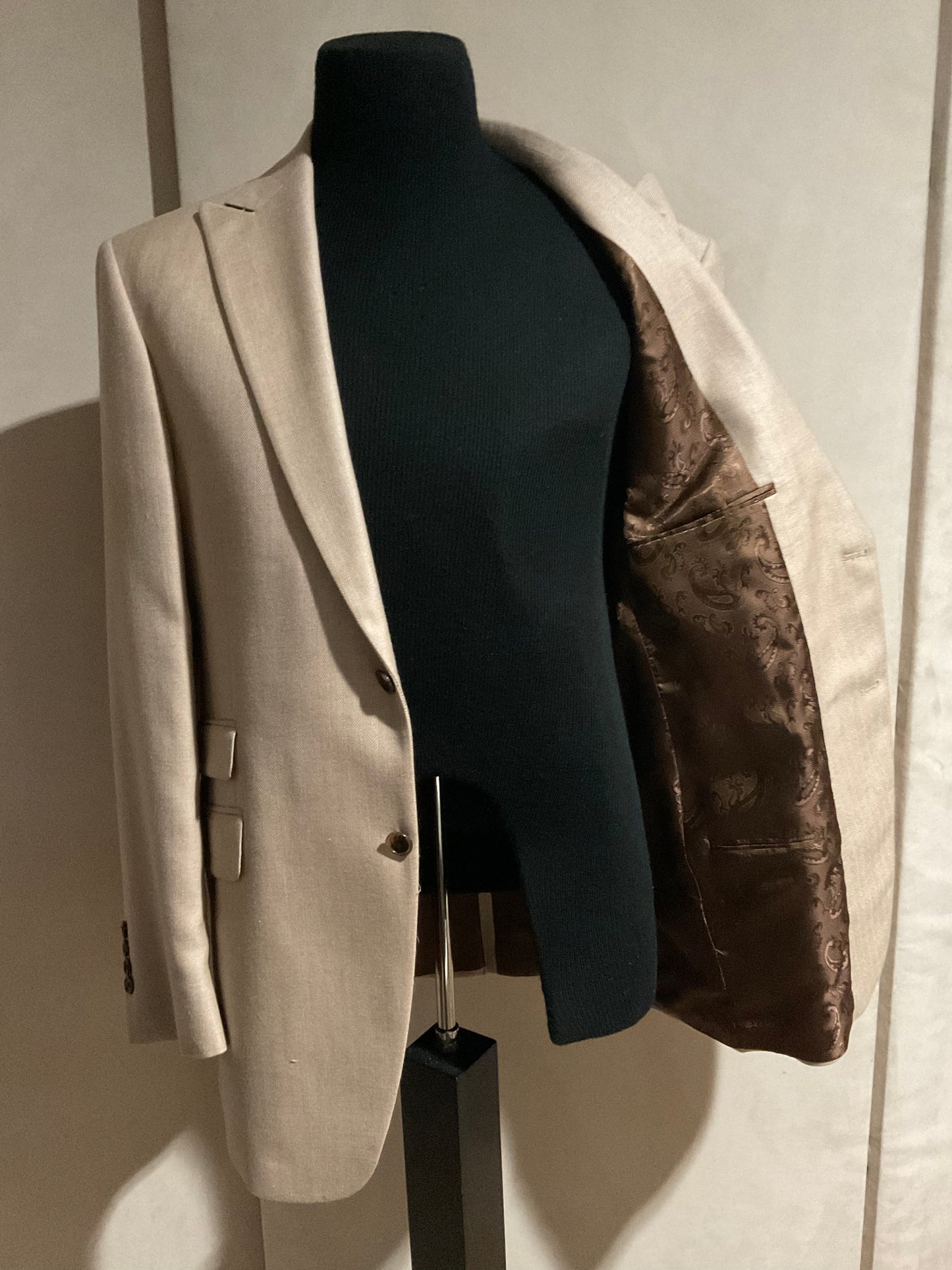 SPORT JACKET / CAMEL / SILK & CAMEL HAIR / NEW / 40 REGULAR - LONG / MADE IN CANADA