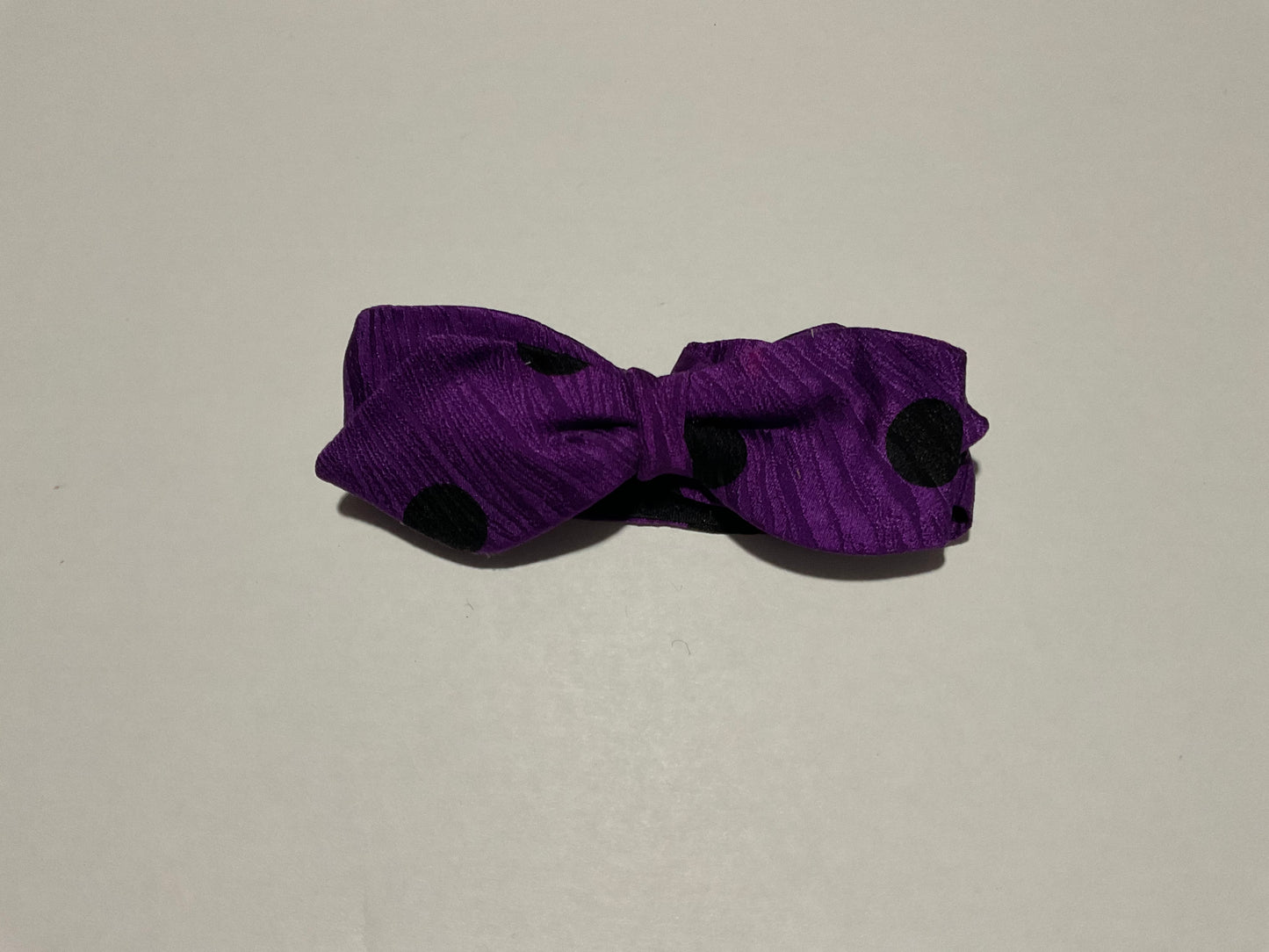 R P BOW TIE / PURE SILK / NEW / PRE-TIED / HAND MADE IN ITALY