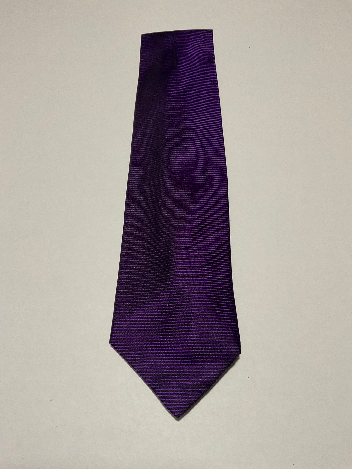 R P TIE / PURE SILK / NEW / APPX. 3 3/4” WIDE / HAND MADE IN ITALY