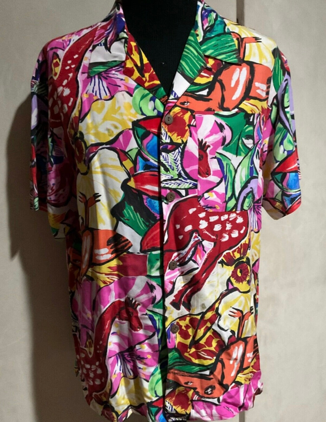 R P SPORT SHIRT / 100% SILK / VINTAGE PRINT / NEW / MEDIUM