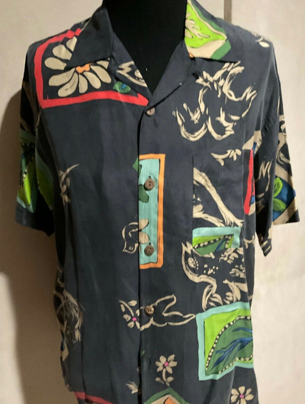 R P SPORT SHIRT / 100% SILK / VINTAGE PRINT / NEW / MEDIUM