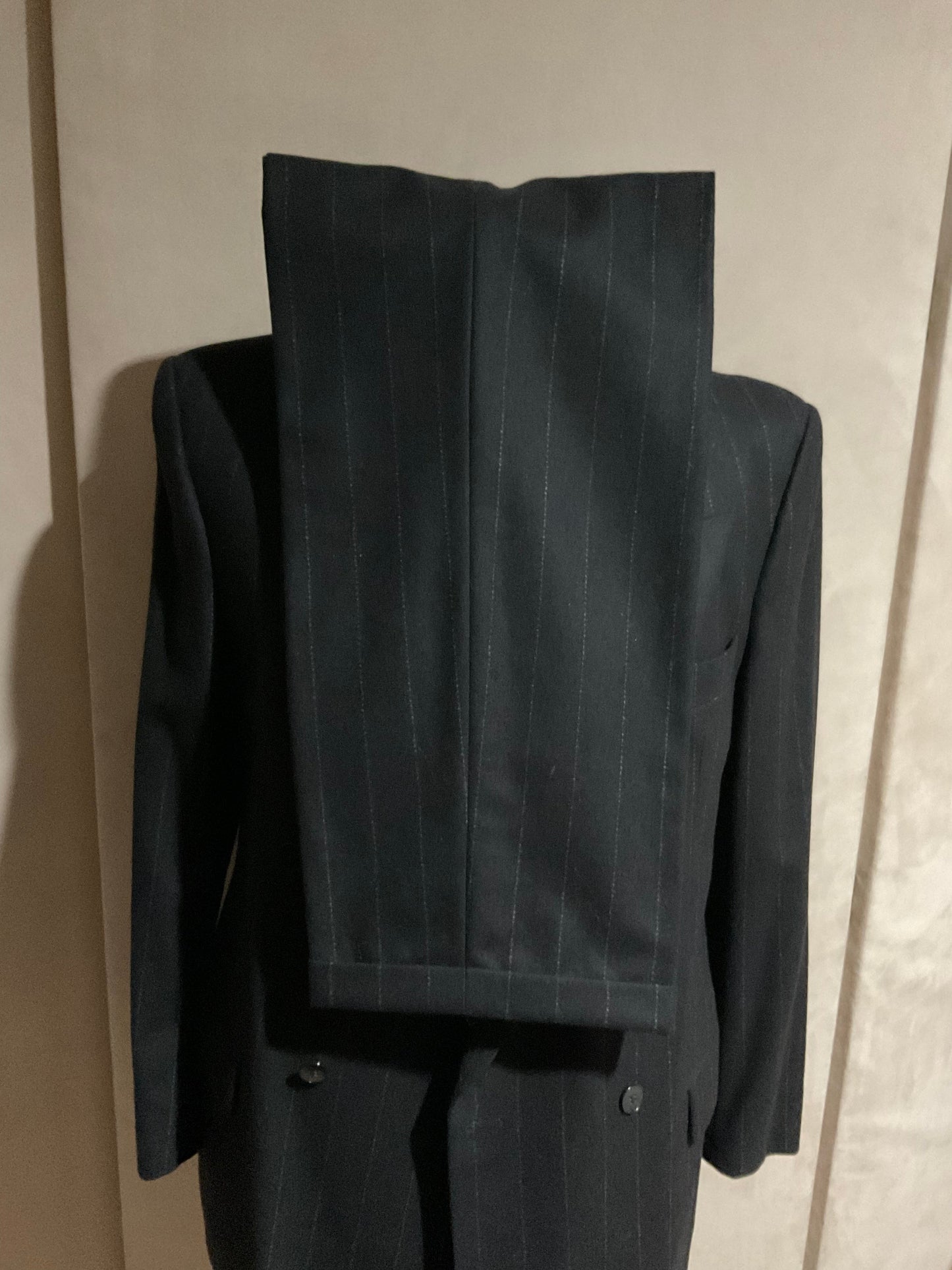 R P SUIT / DOUBLE BREASTED / BLACK STRIPE / 38 REG / MADE IN GERMANY