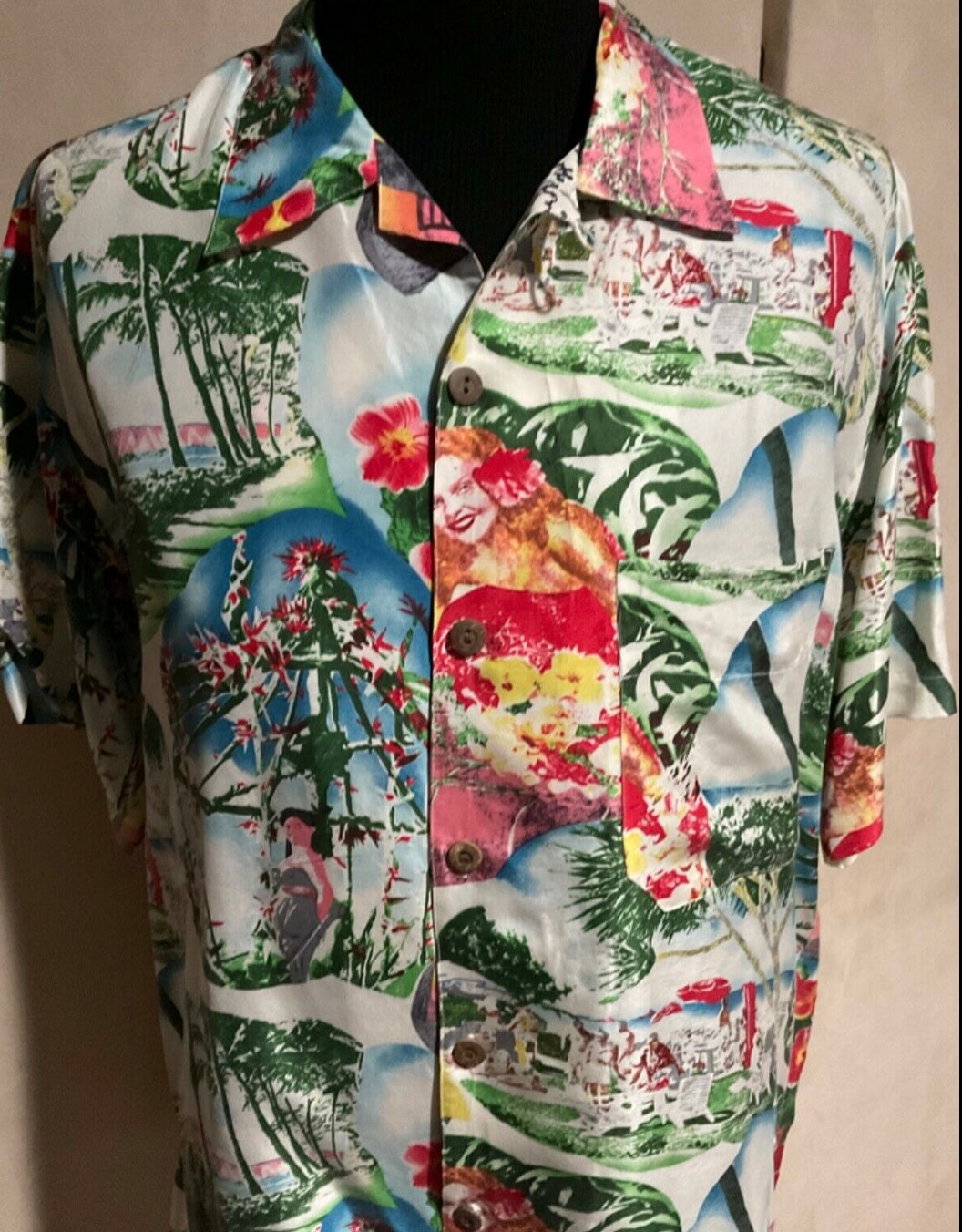 R P SPORT SHIRT / 100% SILK / VINTAGE PRINT / NEW / MEDIUM