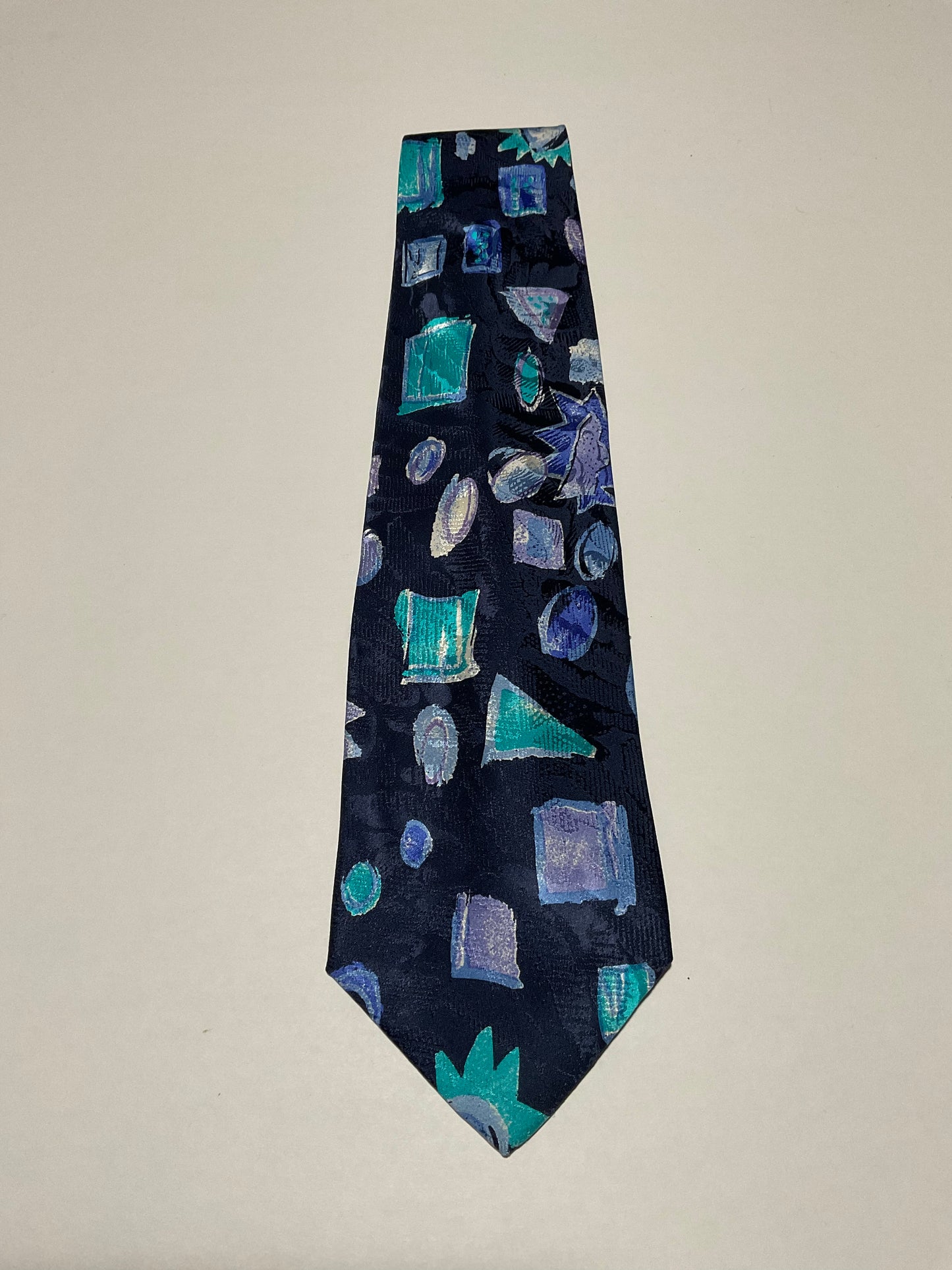 R P TIE / PURE SILK / NEW / APPX. 3 3/4” WIDE / HAND MADE IN ITALY