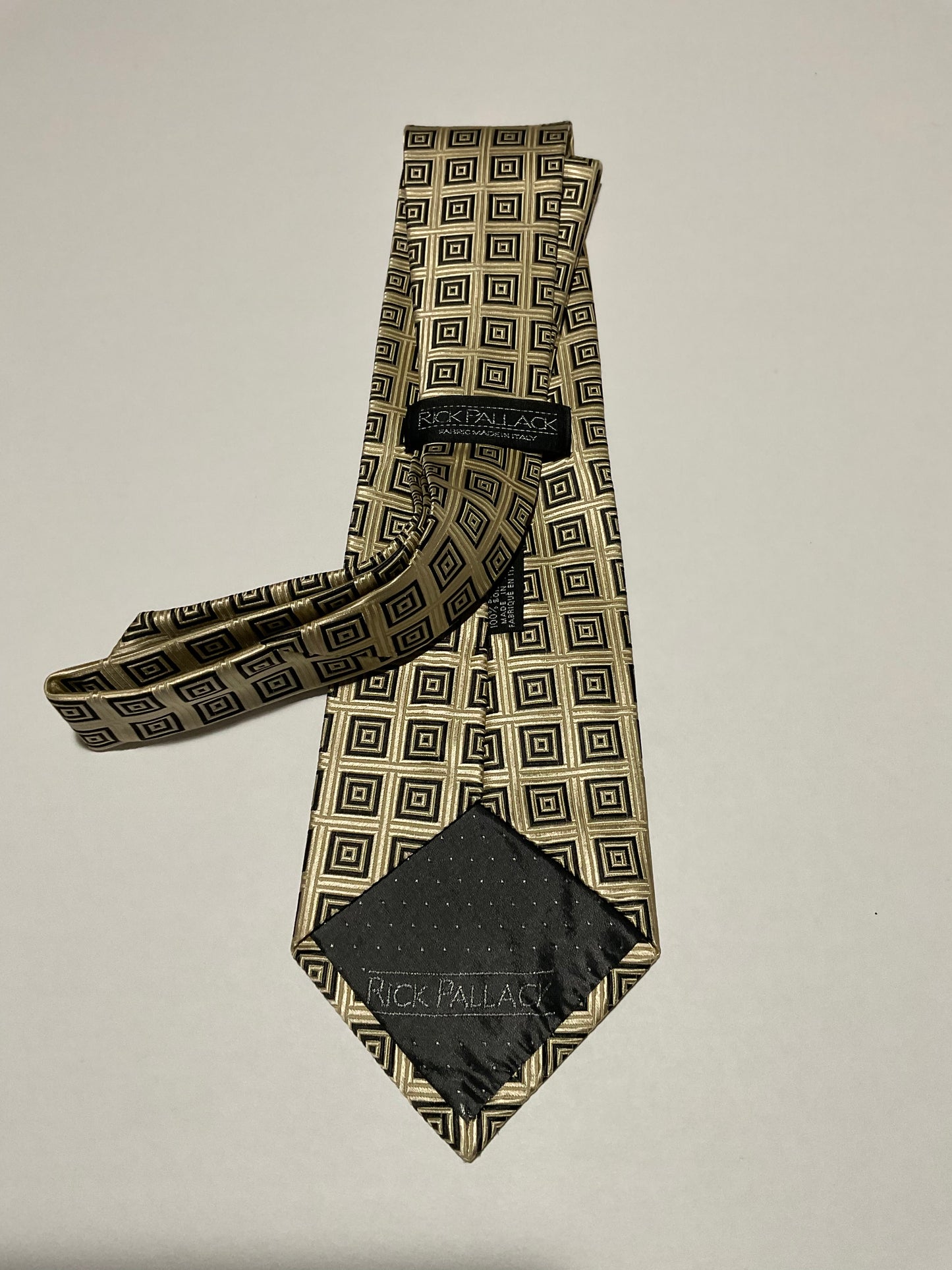 R P TIE / PURE SILK / NEW / APPX. 3 3/4” WIDE / HAND MADE IN ITALY