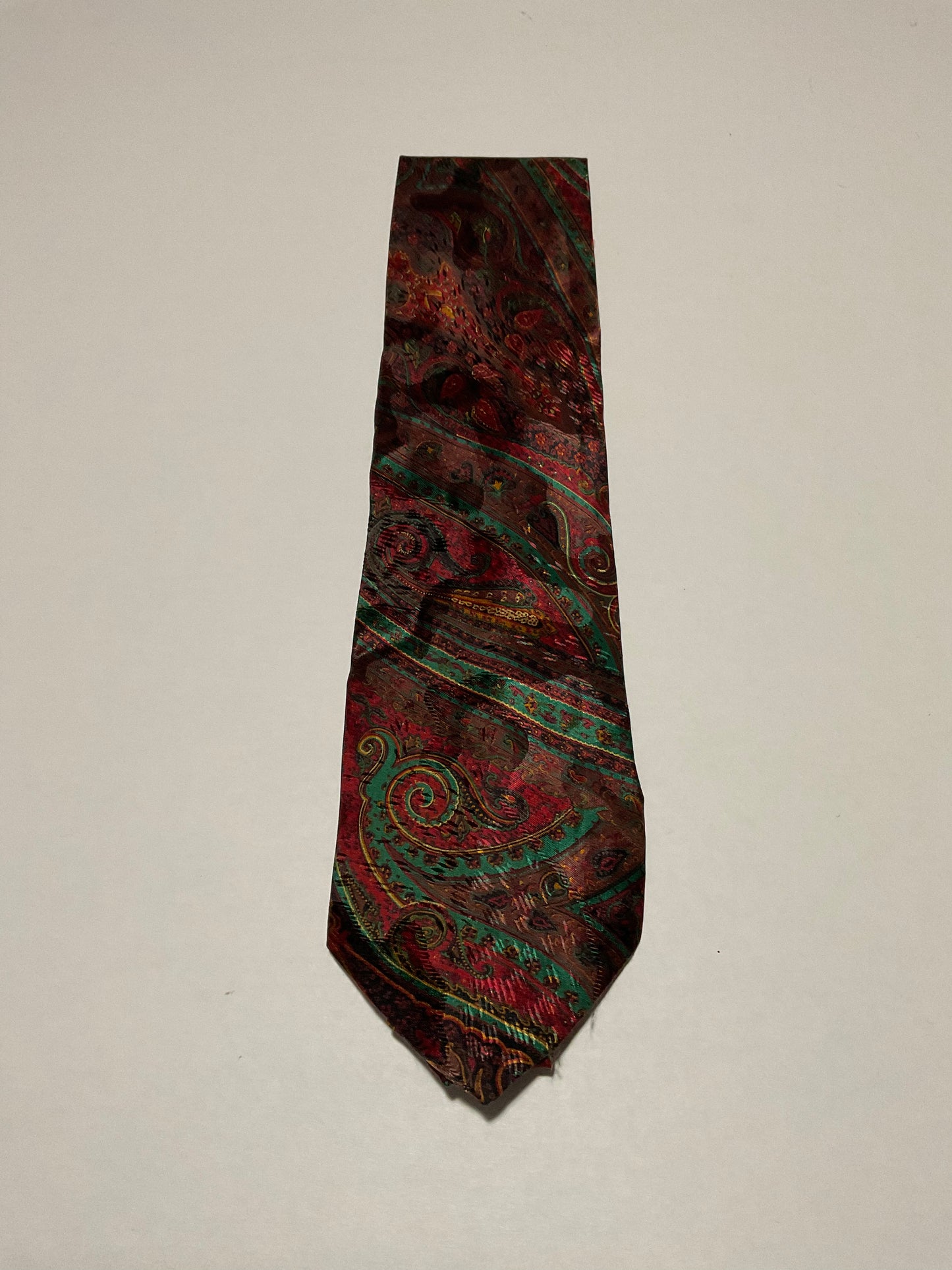 R P TIE / PURE SILK / NEW / APPX. 3 3/4” WIDE / HAND MADE IN ITALY