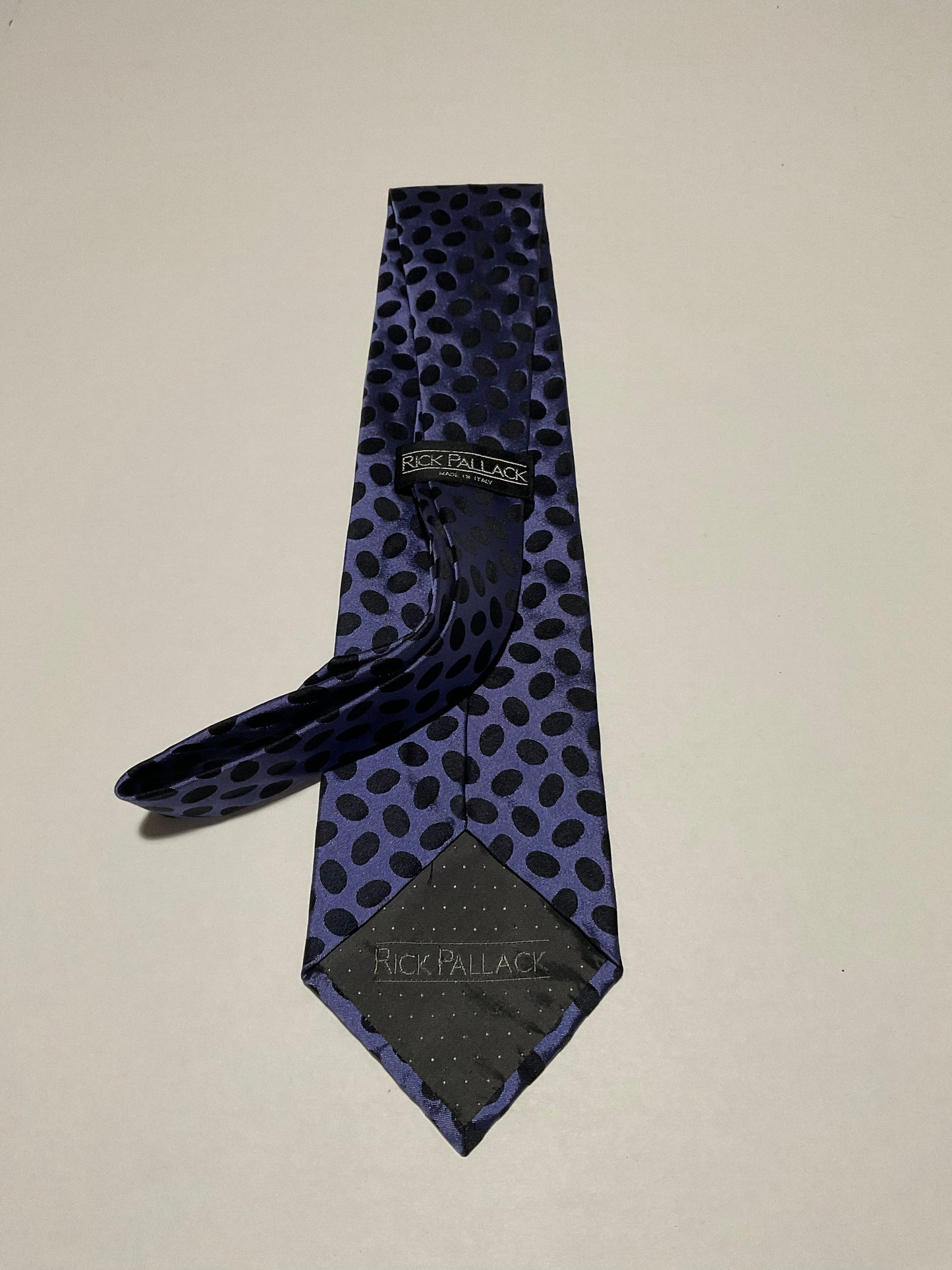 R P TIE / PURE SILK / NEW / APPX. 3 3/4” WIDE / HAND MADE IN ITALY