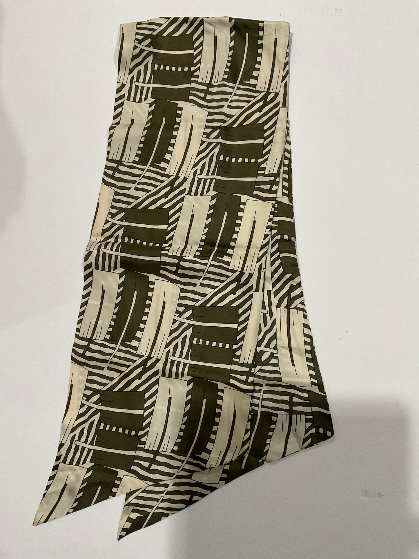 R P SCARF / PURE SILK / NEW / MADE IN JAPAN