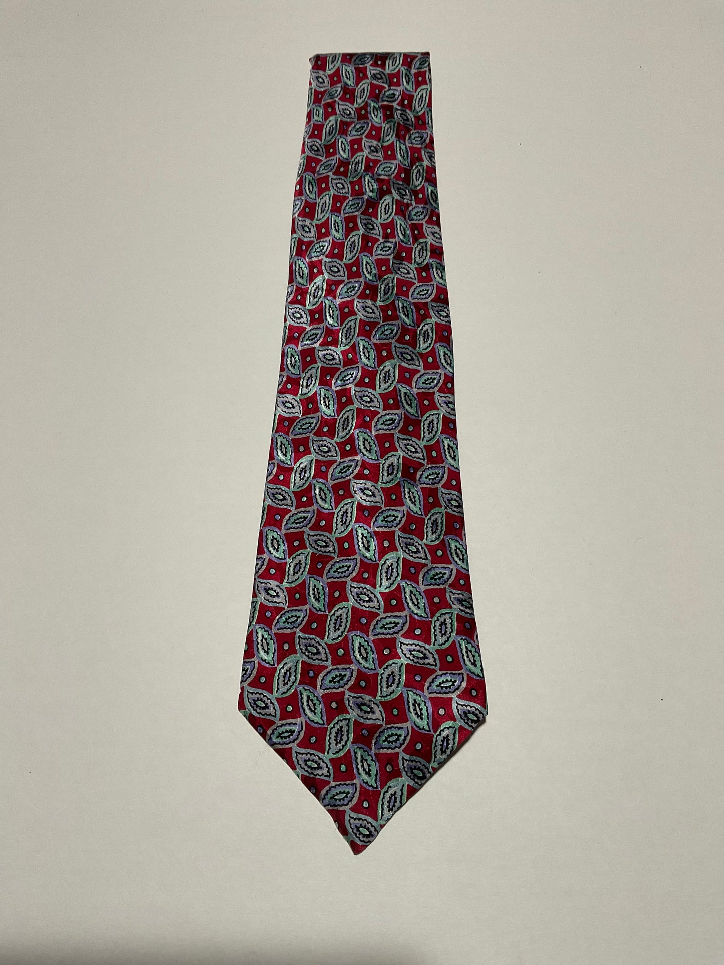 R P TIE / PURE SILK / NEW / APPX. 3 3/4” WIDE / HAND MADE IN ITALY