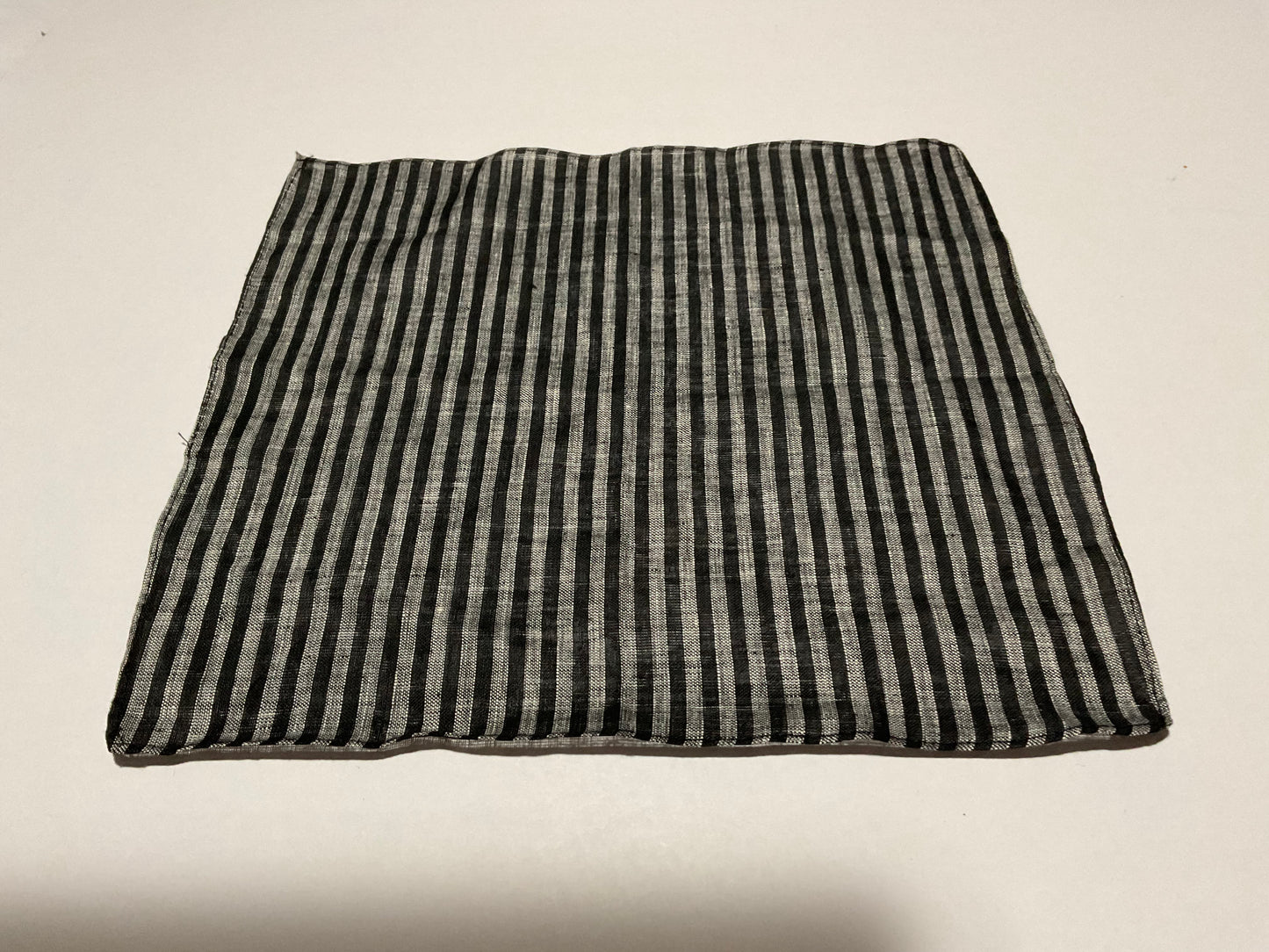 R P POCKET SQUARE / PURE LINEN MADE IN ITALY / NEW