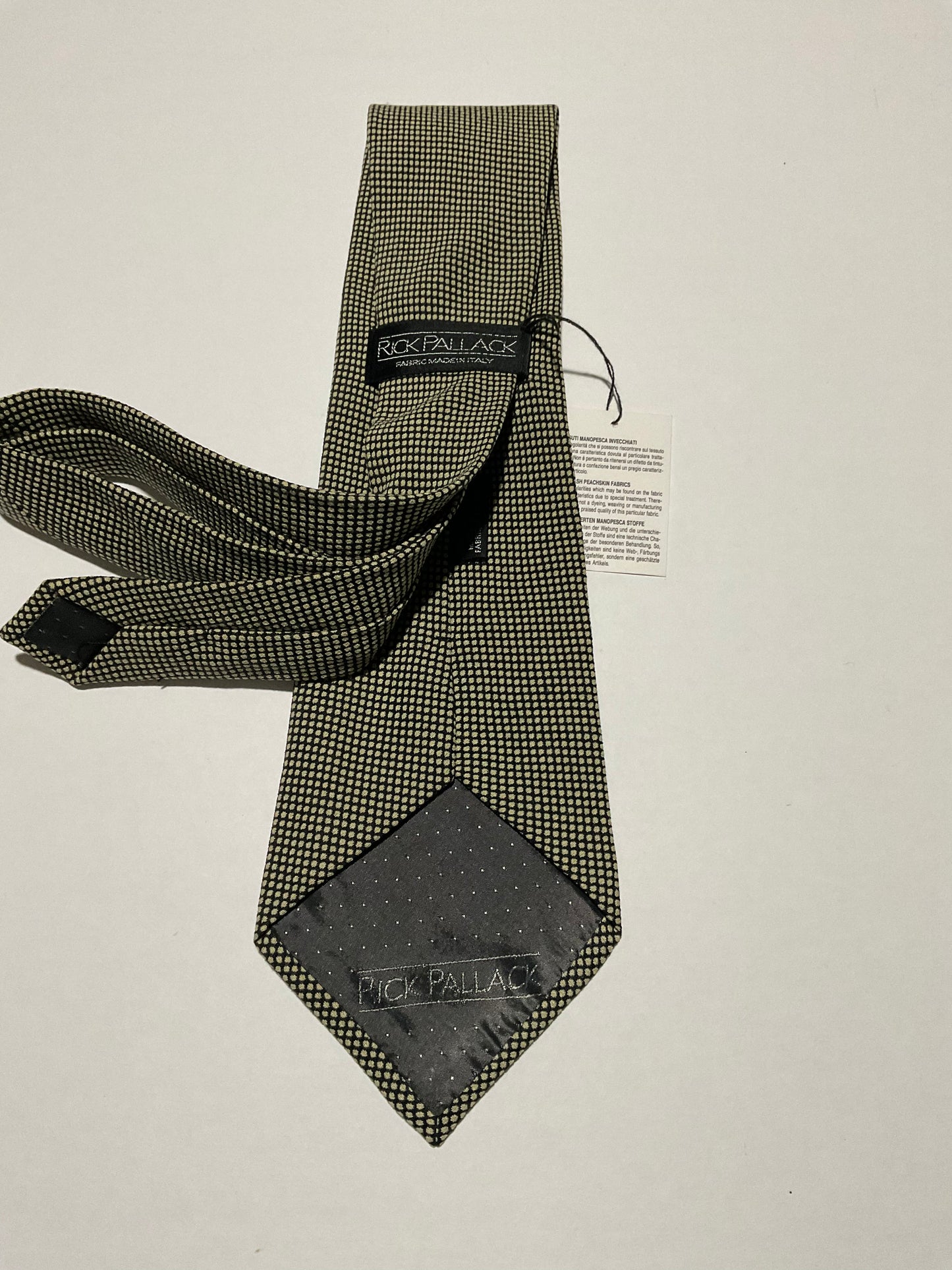 R P TIE / PURE SILK / NEW / APPX. 3 3/4” WIDE / HAND MADE IN ITALY