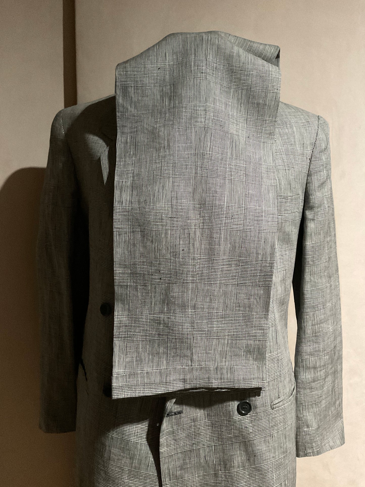 R P SUIT / BLACK & WHITE GLEN PLAID LINEN / DOUBLE BREASTED / 38 REG / MADE IN ITALY