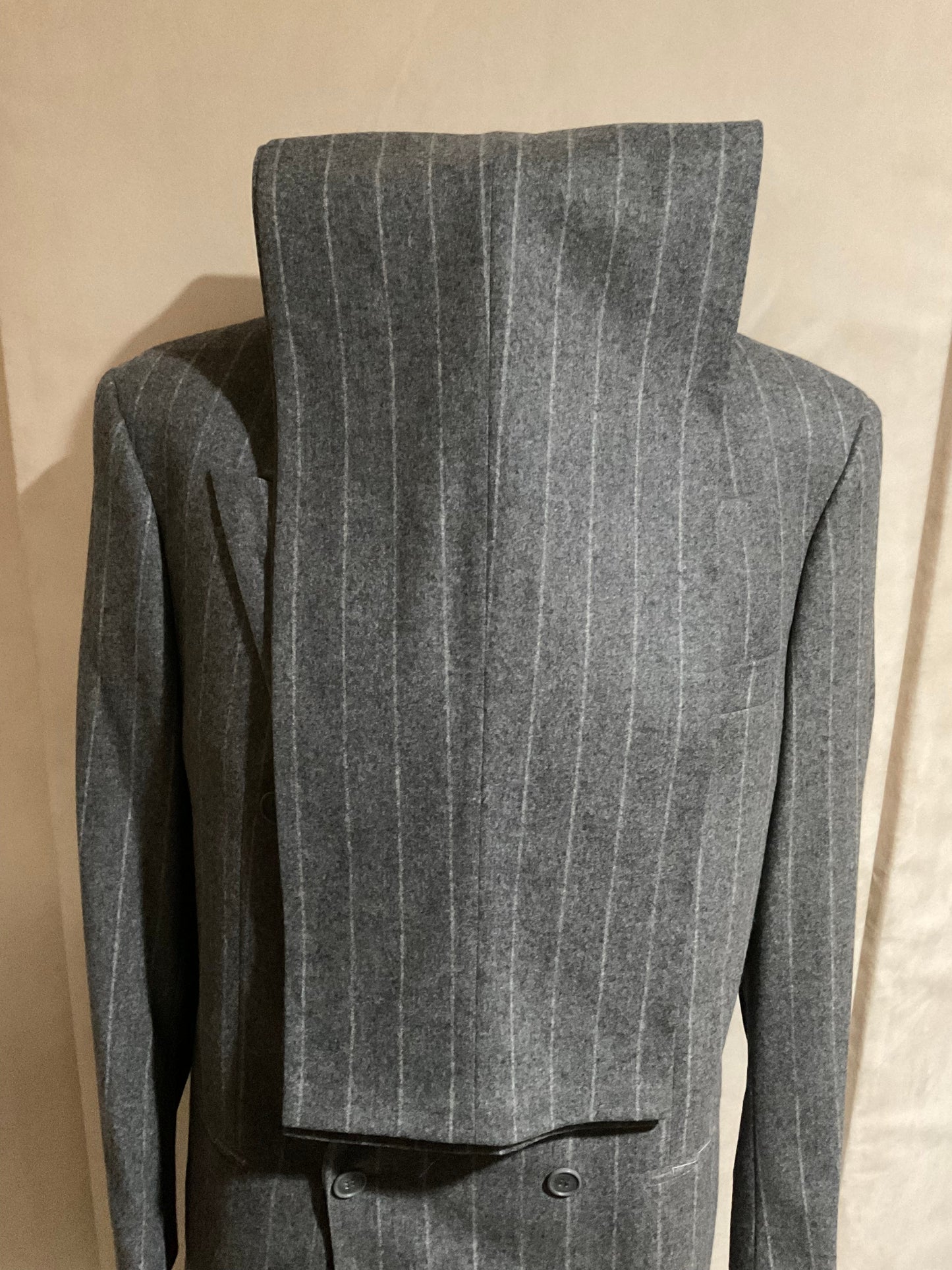 R P SUIT / DOUBLE BREASTED / CUSTOM BESPOKE / GREY CHALK STRIPE / 40 REG / MADE IN ITALY