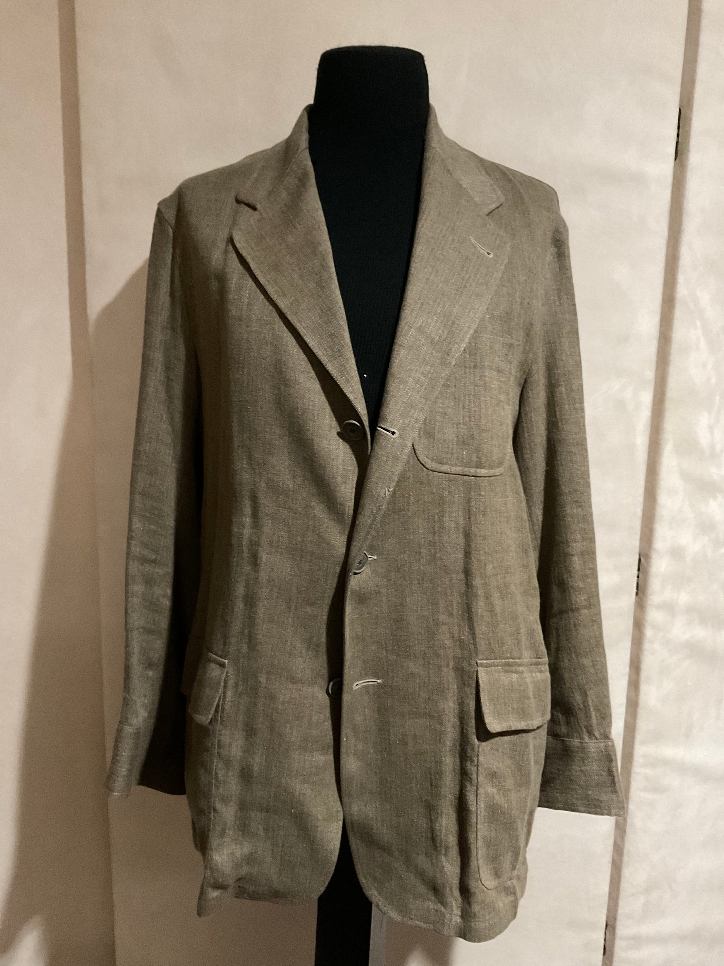 R P SUIT / OLIVE LINEN / UNCONSTRUCTED / MEDIUM - LARGE / MADE IN USA