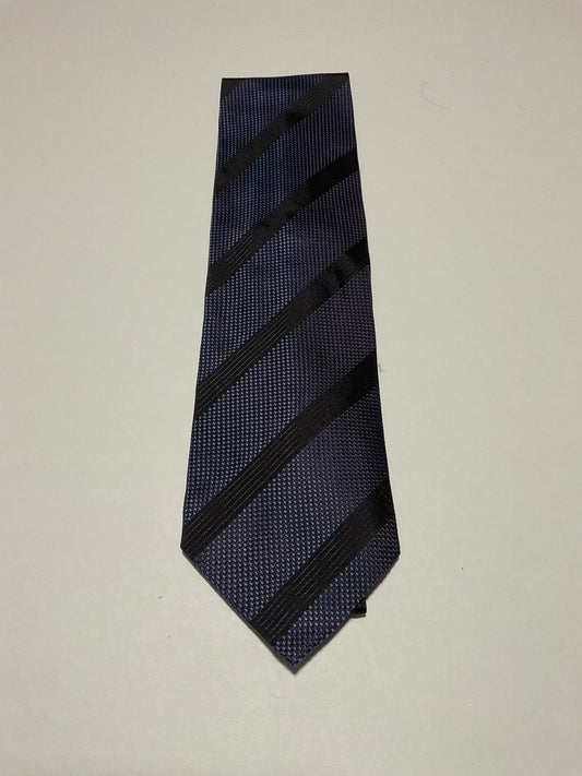 R P TIE / PURE SILK / NEW / APPX. 3 3/4” WIDE / HAND MADE IN ITALY