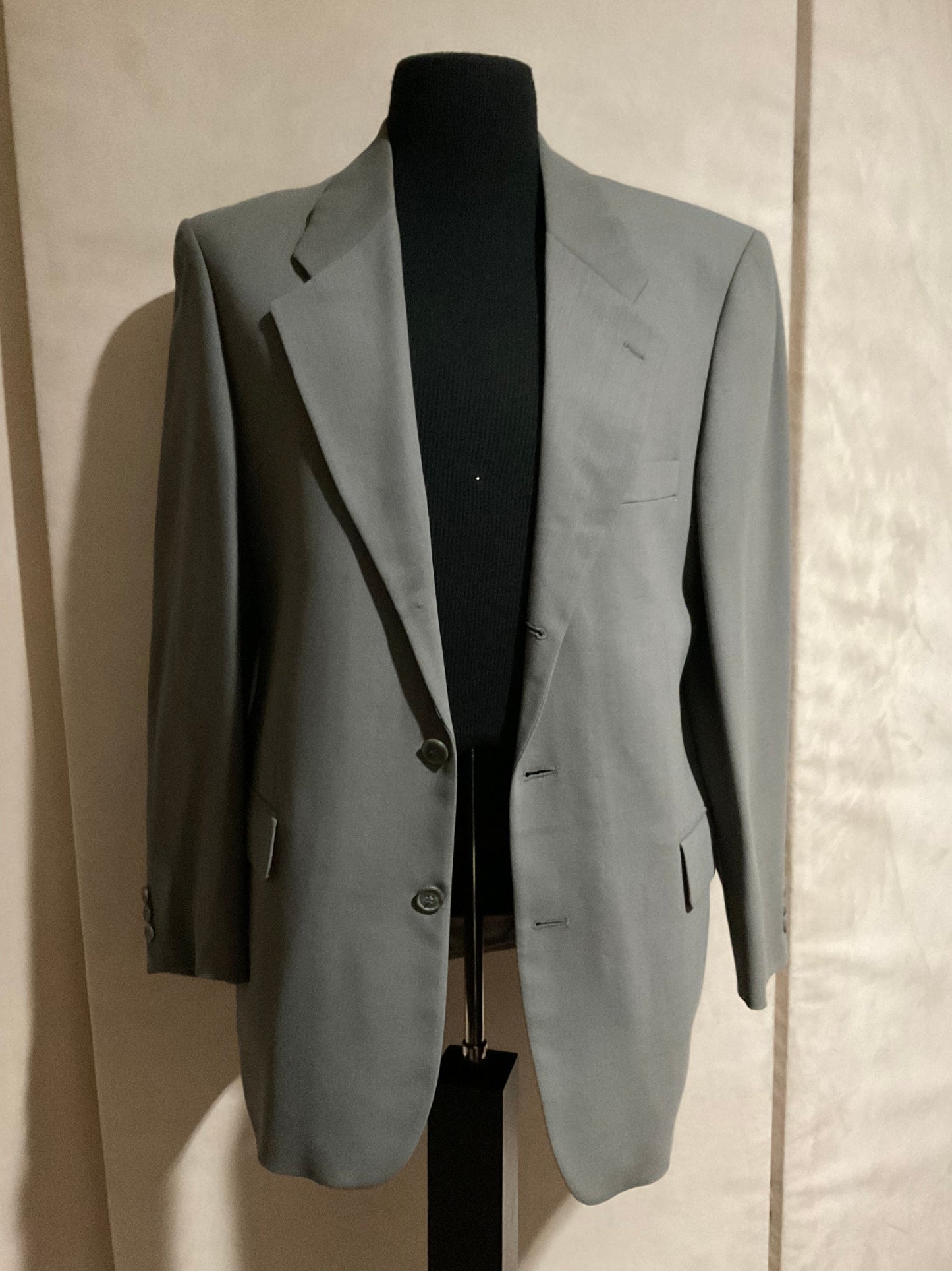 R P SUIT / OLIVE CREPE / 40 REGULAR / MADE IN EUROPE