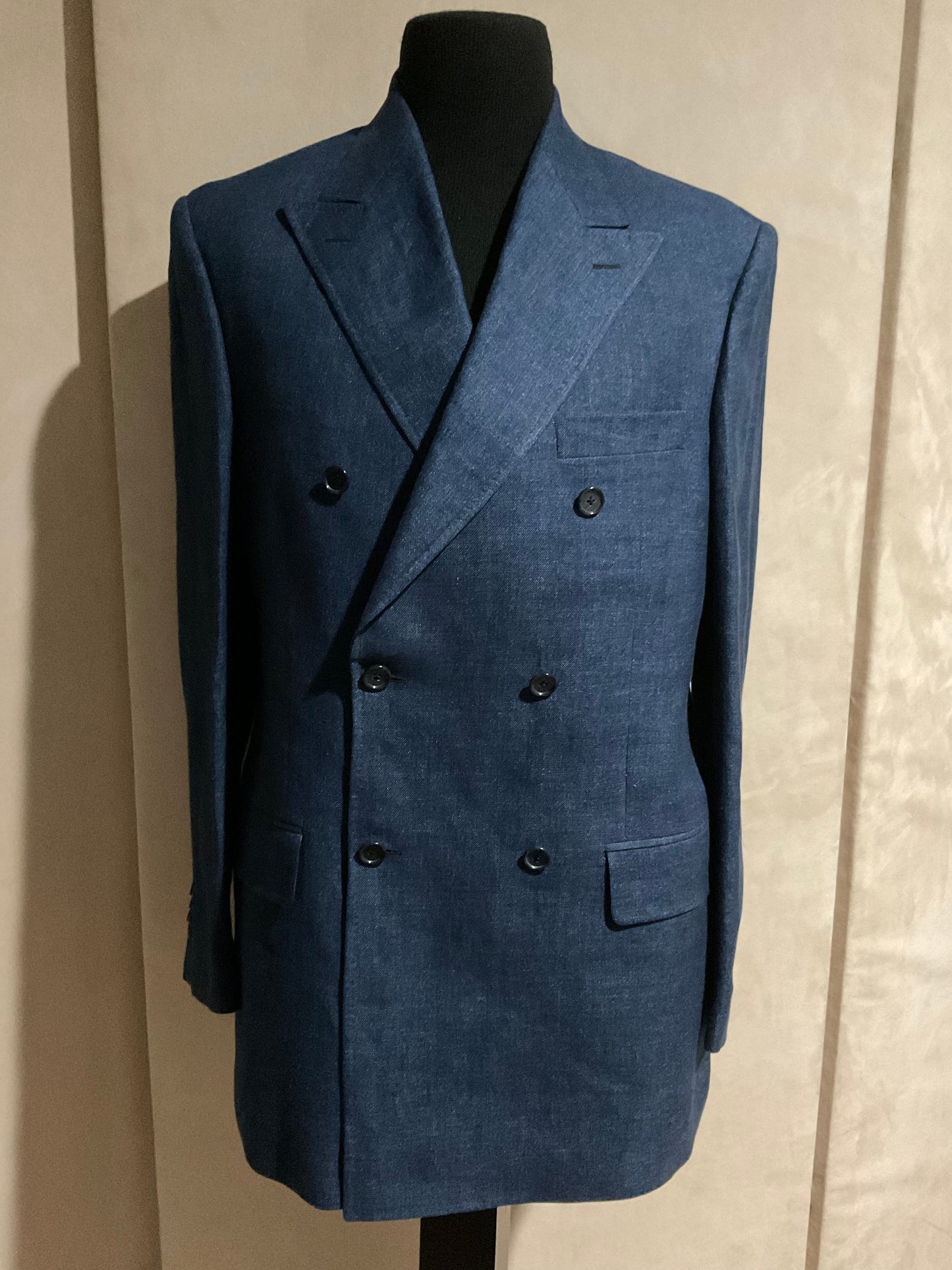 R P SPORT JACKET BLAZER / DOUBLE BREASTED / BLUE LINEN / 40 REG - LONG / NEW / MADE IN CANADA