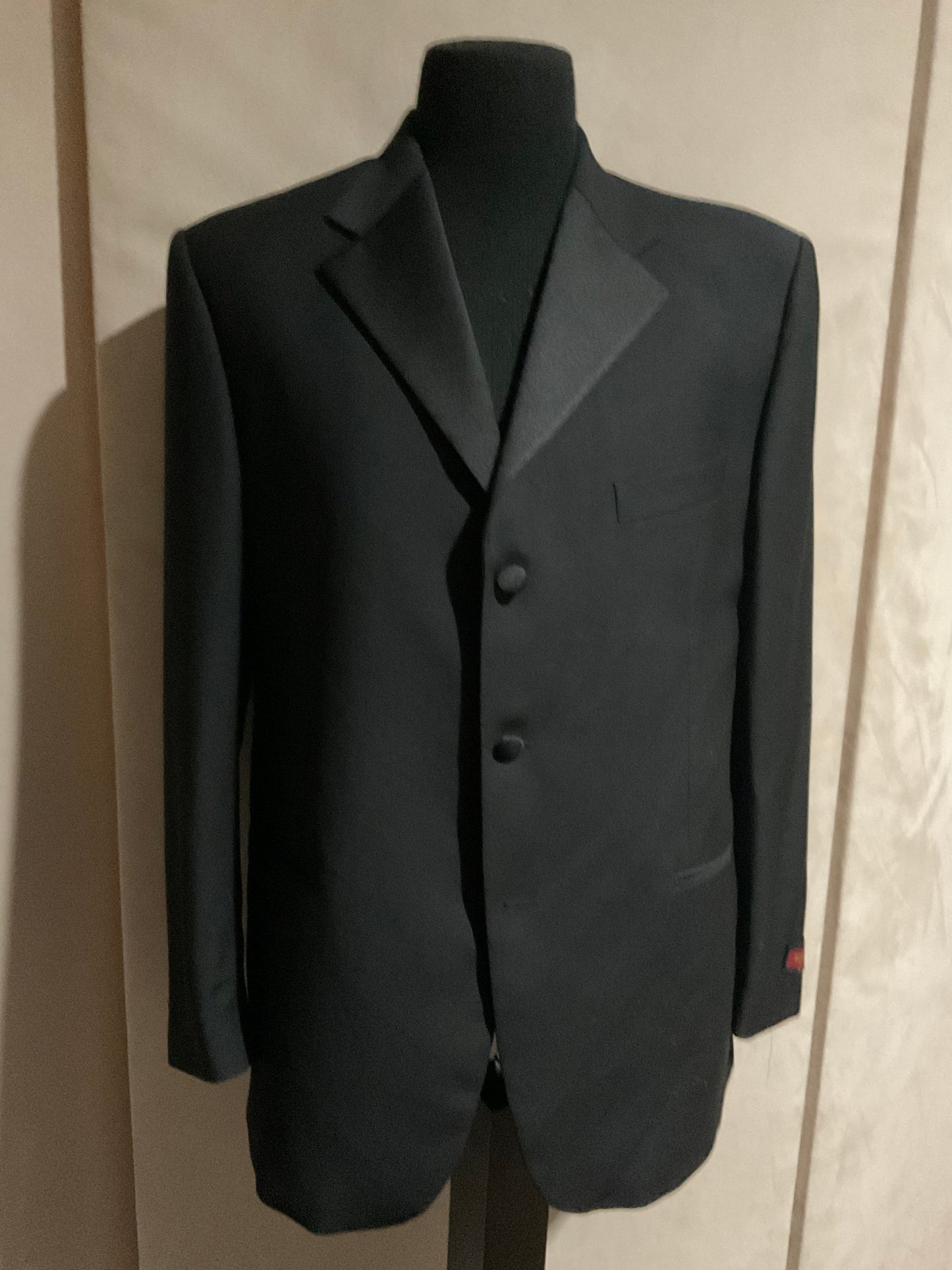 R P TUXEDO DINNER JACKET / BLACK / 42 REG / NEW / MADE IN ITALY