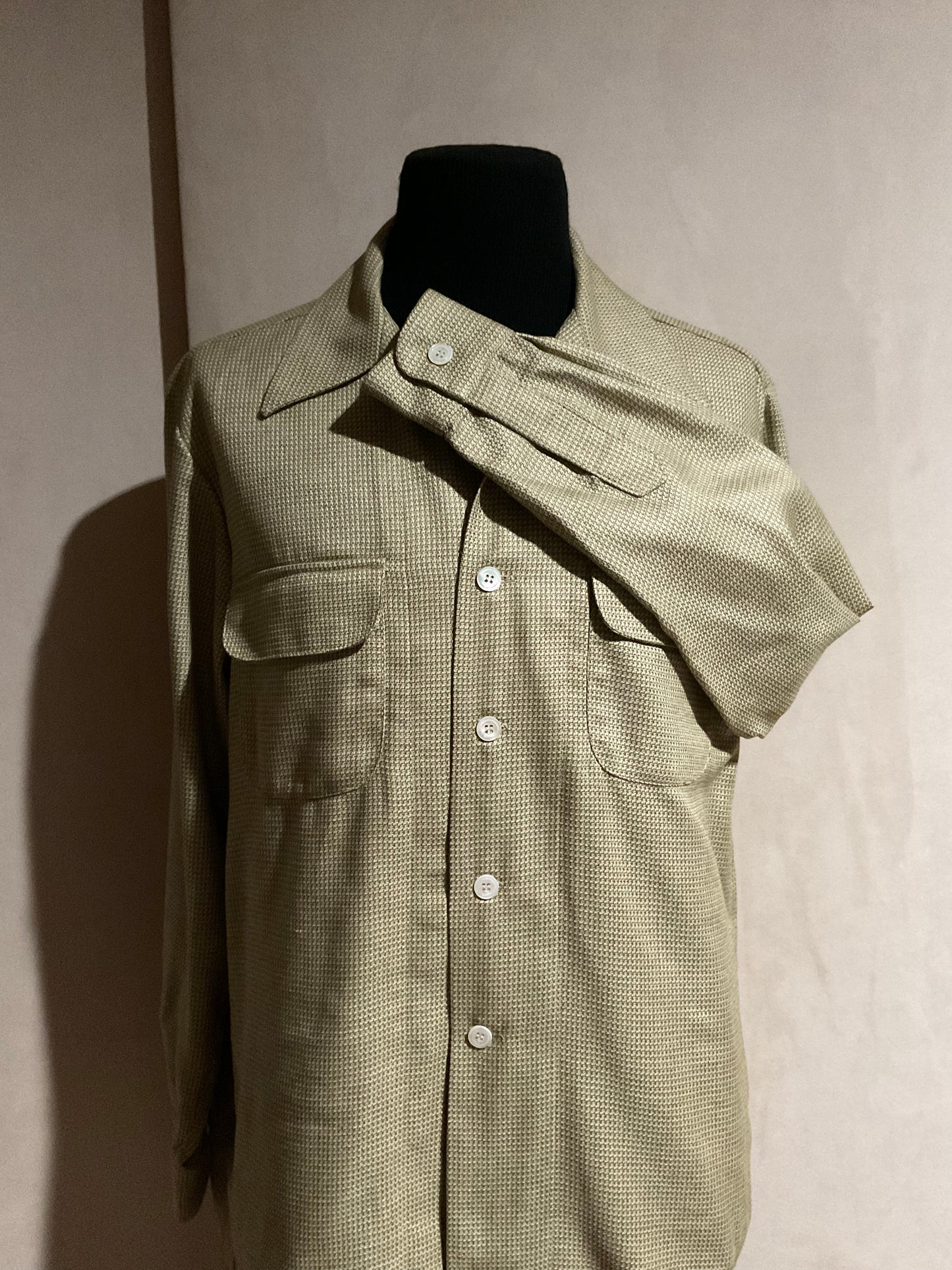 R P SHIRT JACKET / TAN SILK - WOOL / MEDIUM - LARGE / NEW / MADE IN USA