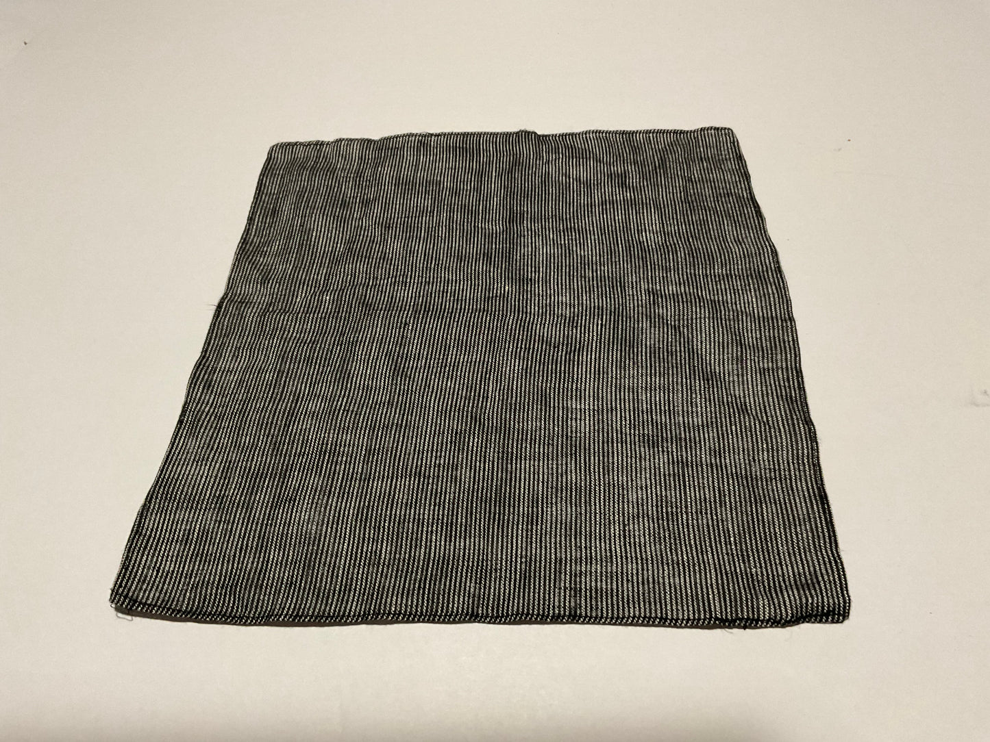 R P POCKET SQUARE / PURE LINEN MADE IN ITALY / NEW